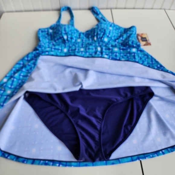NWT $60 Noon 1 Piece Swim Skirted Bathing Suit White Blue Mosaic Casey Key 18 - Picture 6 of 16